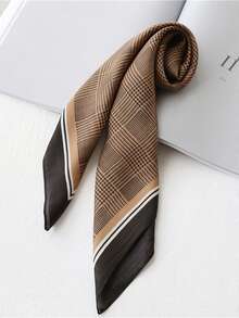 1条女士围巾，新款夏季时尚字母印花发带，多功能方巾，复古马图案真丝围巾，简约奢华缎面围巾，可用作发带、围巾等，是提升您整体造型的理想之选。 - 黑邊咖色紋 - 查看 5