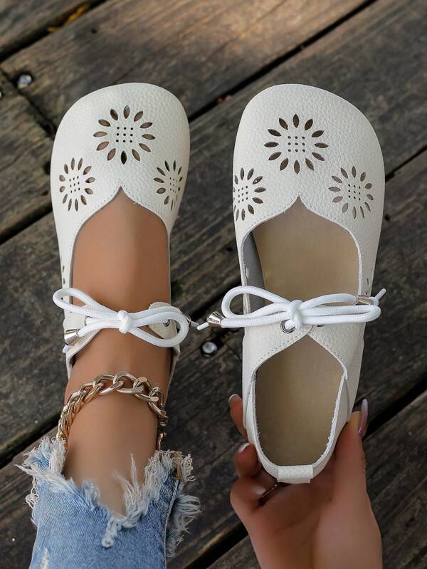 Women Floral Hollow Lace-Up Flat Comfortable Soft Bottom Casual Breathable Loafers, Daily Wear