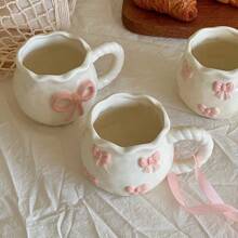 1 pièce Tasse à café en céramique avec design de nœud créatif en relief et peint à la main en 3D avec ruban, emballage délicat, idéal pour les cadeaux