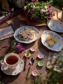 DearDali 一套原创浮雕燕子陶瓷咖啡杯、茶杯和碟子，家用/办公茶具套装，创意英式风格马克杯，适合花茶，咖啡爱好者的理想之选，节日、派对、家庭聚会的最佳礼物，适用于咖啡或花茶，250毫升 - 白色 - 查看 11