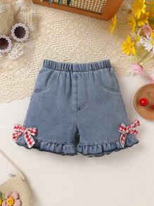 Set de 2 piezas de atuendo de niña adorable de denim, suave, transpirable y cómodo, con detalles de moño y volantes, top de tirantes de guinga y pantalones cortos de mezclilla azul, adecuado para uso casual, diario y vacaciones
