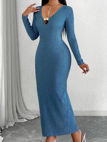 AIJ Amarilo Damen einfaches und sexy tief ausgeschnittenes Kleid mit hochwertiger Metallverzierung und strukturiertem Stoff, geeignet für den einfachen Alltag, Partys, Einkaufen - Babyblau - Übersicht 2