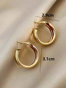 1 Pair Simple & Elegant C-Shape Round Circle Fashion Earrings - Yellow Gold - View 3