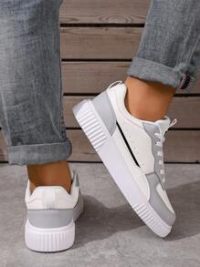 Lace-Up Casual Men Women Sneakers, High Fashionable White Shoes, Versatile Soft Sole Student Skateboarding Shoes, Anti-Slip Wear-Resistant, Size 36-45