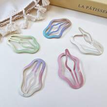 4/5 pièces Pinces à cheveux pour femmes, pinces BB à l'arrière de la tête, pinces sur le côté des franges pour femmes, design en forme d'étoile à cinq branches et de nuage creux, style mignon et doux, convient pour la coiffure, les cadeaux, les festivals