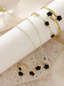 Set da 6 pezzi di accessori decorativi con fiori fortunati dello stesso colore per ragazze, 1 paio di orecchini, 1 collana, 1 braccialetto, 1 braccialetto, 1 set di anelli adatto per uso quotidiano