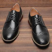 Men's Brogue Business Shoes, Embossed Leather Uppers Vintage Style, Wooden Heel Rubber Outsole, White Stitching