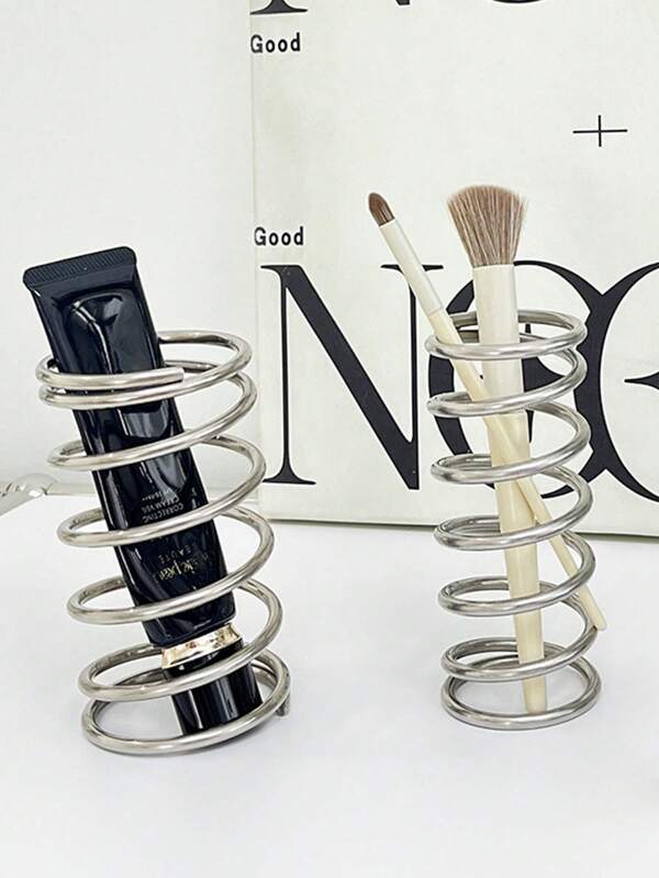 1pc Simple Metal Ring Toothbrush Holder Can Be Used To Store Makeup Brushes And Stationery, And It Can Also Serve As A Pen Holder. With A Hollow Design, It Prevents Dust And Can Be Used As A Decorative Item For The Washstand.