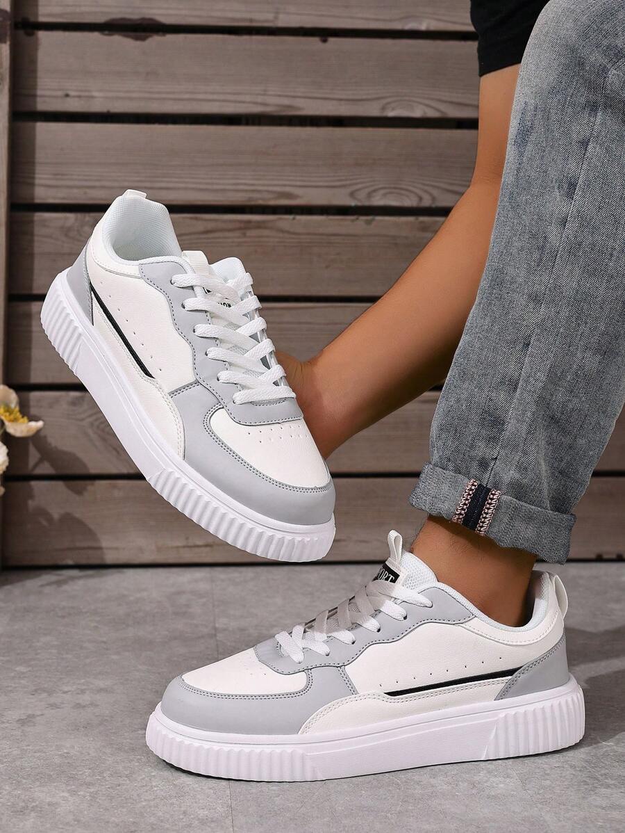 Lace-Up Casual Men Women Sneakers, High Fashionable White Shoes, Versatile Soft Sole Student Skateboarding Shoes, Anti-Slip Wear-Resistant, Size 36-45