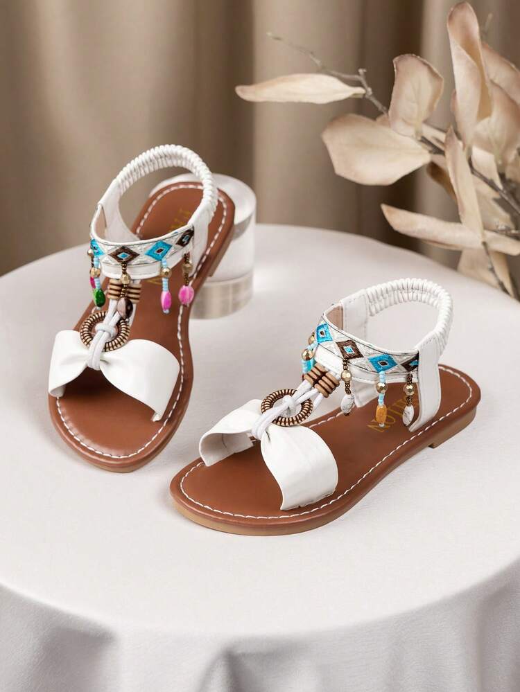1 Pair Fashionable Children's Bohemian Style Hook And Loop Sandals, Comfortable Durable Beach Design Sandals With Random Beads Color - Beige - View 1