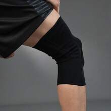 Under Armour 男女通用训练运动篮球健身护膝 21620008-001