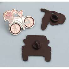 Ensemble mignon d'épinglettes en émail sur le thème des transports, collection adorable de broches inspirées des véhicules, trio amusant d'insignes de vélo et de moto pour l'école