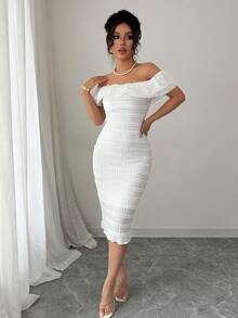 A New Summer Dress For 2025, Featuring A One-Shoulder Shoulder, Lotus Leaf Sleeves And A Hip-Hugging Style