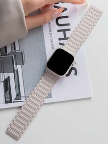 1条男女通用硅胶磁吸表带，兼容表带，兼容 Series 38mm、40mm、41mm、42mm、44mm、45mm、46mm、49mm - Series Ultra/11/10/9/SE/8/7/6/5/4/3/2/1 - 星光色 - 查看 2