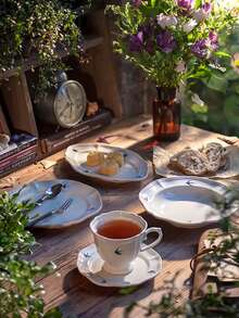 DearDali 一套原创浮雕燕子陶瓷咖啡杯、茶杯和碟子，家用/办公茶具套装，创意英式风格马克杯，适合花茶，咖啡爱好者的理想之选，节日、派对、家庭聚会的最佳礼物，适用于咖啡或花茶，250毫升 - 白色 - 查看 9