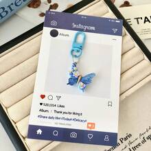 Porte-clés papillon colorés, breloques en résine d'animaux de dessin animé, porte-clés avec mousqueton, ensemble de clips de cartes d'anniversaire décoratives. Convient pour les sacs, les clés de voiture, les accessoires de voiture, les sacs à dos d'école, les accessoires gothiques Y2K, les accessoires d'Halloween, les idées de cadeaux pour la fête des enseignants, les Noël. Cordons de sac avec porte-badge. - Multicolore - Voir 5