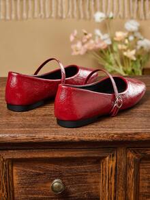 女士时尚方头一脚蹬平底鞋，舒适休闲百搭办公室女士户外鞋，高品质复古玛丽珍芭蕾舞鞋，适合春夏派对婚礼，红色