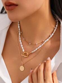 A Set Of 3 Pieces Of Faux Pearl Round Plate Pendant Necklace Is Versatile. Handcrafted Beaded Collarbone Chain Is Sweet And Cool. Short Faux Pearl Necklace Is Fashionable And Multi-Layered. Women's Jewelry Is Suitable For Daily Wear. (The Handcrafted Chain Is Cut According To Length, And The Number Of Beads Is Not Fixed.) - Imitation Pearl + Large Disc - View 2