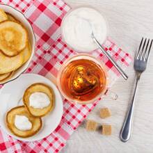 25 Pcs Tea Strainer Stainless Steel Tea Ball Infuser Loose Leaf Tea Steeper Tea Interval Diffuser Mesh Tea Filters With Extended Chain Hook For Seasonings Cup Bottle (Heart)