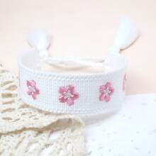 1 pieza Pulsera de estilo bohemio hecha a mano con bordado floral y borlas, ajustable, adecuada para regalos a amigos, familia, estudiantes, para vacaciones, fiestas, viajes y bodas - Blanco - Ver 3