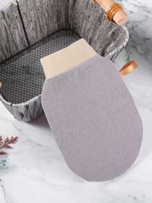 This 3 Piecesdeep Exfoliating Glove Set Is Smooth And Brightening. It Is A Gentle Yet Effective Exfoliating Handbag For Body Scrubs And Showers To Clean Dry Dead Skin. It Is A Korean Exfoliating Glove That Clearly Removes Dead Skin And Is Perfect For Self-Tanning Or Keratinization Of Hair. Made Of 100% Viscose Fiber, It Is Easy To Store And Simple To Use.
