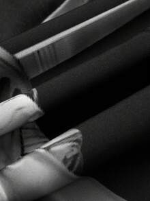 男士夏季运动短裤，带自由女神像印花、抽绳和口袋，休闲运动短裤 - 黑色 - 查看 7