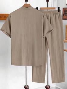 Bộ 2 áo thun polo tay ngắn cổ bẻ vải nhăn thường ngày cho nam kèm quần rút eo, đa năng cho ăn uống, tụ tập, đi nghỉ, ở nhà, văn phòng, quà tặng tuyệt vời cho bạn trai hoặc chồng, trang phục mùa xuân/hè ấm áp - Màu be - Xem 4