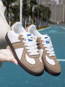 Neue Damen Lässig Sportschuhe, Farbblock Sneaker, Große Größen 36-45, flache Plateau-Schuhe, modisch vielseitig leichte atmungsaktive Trainer, geeignet für Frühling/Sommer, Schulanfang