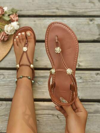 New Spring/Summer Fashion Women One-Toe Slippers, Casual Roman Style Slip-On Sandals In Black, Beige, Brown, Comfortable Flat Woven Solid Color Beach Sandals, Influencer Recommended Thick-Soled Sandals, Summer Beach Shoes, Elegant Buckle Low Heel Round Toe Slip-On Slippers, Odor-Resistant Anti-Slip Simple Outdoor Slippers, Versatile Flat Slip-On Women Sandals