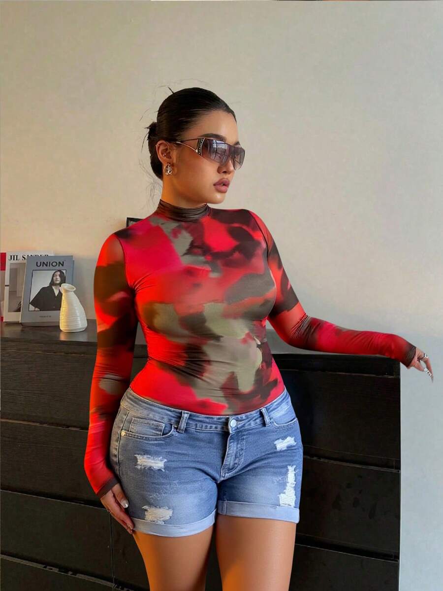 Plus Size Mock Neck Long Sleeve Printed Fitted Undershirt Top - Multicolor - View 1