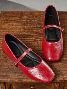 女士时尚方头一脚蹬平底鞋，舒适休闲百搭办公室女士户外鞋，高品质复古玛丽珍芭蕾舞鞋，适合春夏派对婚礼，红色