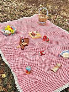 1 بطانية بيكنيك مستطيلة جذابة باللون الأحمر والأبيض مرقعة ،مصنوعة من الراييون المنسوج بتطريز دانتيل، مناسبة للتخييم والرحلات إلى الشاطئ وكخلفية للتصوير وإكسسوارات البيكنيك في الربيع والصيف