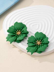 1 par de pendientes de clip elegantes y dulces con flores de estilo campestre para mujer, adecuados para vacaciones, cumpleaños, citas, bailes, fiestas, vacaciones, compras y uso diario