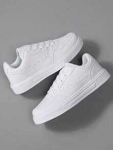 36-45 男女通用系带休闲运动鞋，高级时尚运动训练鞋，多功能软底学生滑板鞋，防滑耐用