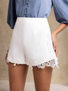 Pantalones cortos elegantes y urbanos con bordado y encaje en corte evasé, shorts cómodos de estilo casual de negocios para mujer, pantalón corto ideal para el verano europeo, faldas pantalón para mujeres, Eid Al-Adha, Eid Adha Mubarak