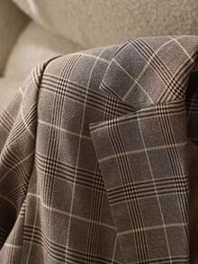 Short Sleeve Plaid Blazer With Pockets And Front Button Closure - Gray Plaid - View 7