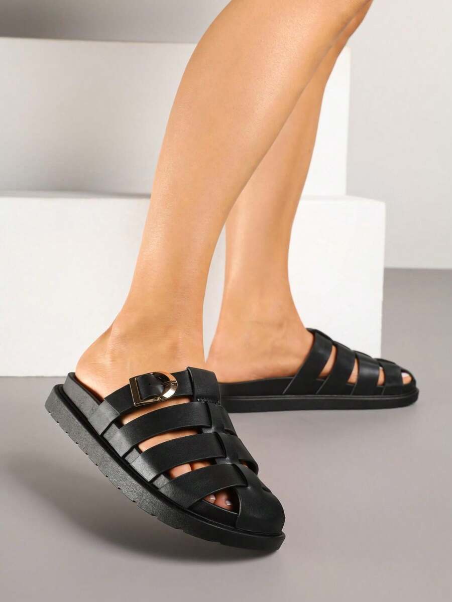 Vielseitige lässige Sandalen mit dicken Sohlen und dekorativen Riemen in Unifarbe