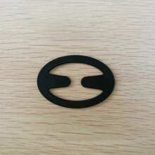 4pcs/Set Oval Shaped Bra Strap Clips, Invisible Non-Slip Bra Strap Clips, Innerwear Shoulder Strap Anti-Slip Clips, Invisible Bra Strap Buckle, Bra Clasp Strap Clip - Black and White Skin Transparent - View 5