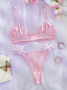 Lingerie sexy, ensemble de lingerie érotique en dentelle rose clair et romantique, confortable et ajusté, courbes parfaites. Dévoile un charme envoûtant