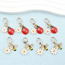 5pcs/8pcs/10pcs Mini Cute Bee/Ladybug And Little Daisy Keychain Set, Fashionable Animal Theme Design, Suitable For Bag Pendant, Very Suitable As Holiday, Perfect For Birthday, Party, Wedding, Back-To-School Season And Graduation Season Christmas Gift Ideas Bag Accessories Lanyards With Id Holder Car Accessories Bag Charms Car Accessories Teacher Friend Sister - Multicolor - View 1