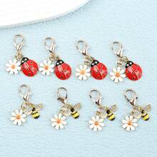 5pcs/8pcs/10pcs Mini Cute Bee/Ladybug And Little Daisy Keychain Set, Fashionable Animal Theme Design, Suitable For Bag Pendant, Very Suitable As Holiday, Perfect For Birthday, Party, Wedding, Back-To-School Season And Graduation Season Christmas Gift Ideas Bag Accessories Lanyards With Id Holder Car Accessories Bag Charms Car Accessories Teacher Friend Sister - Multicolor - View 4