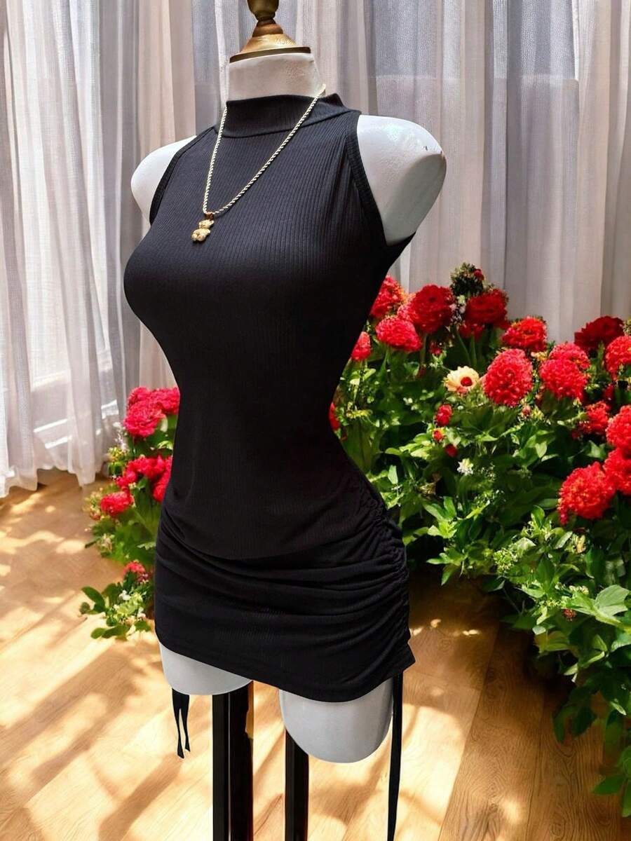 VESTIDO CUELLO ALTO CON JARETAS A LOS LADOS TELA RIF TEXTURA FRESCA MOD. KIRA   Liso  Elegante  Casual  Canalé  Fruncido  Espalda al aire  Canalé      Diario  Calle - Negro - Ver 1