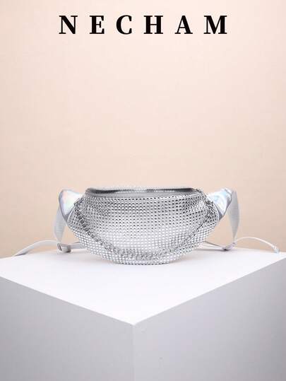 حزام خصر بتفاصيل ترتر وأوزار بطراز قديم