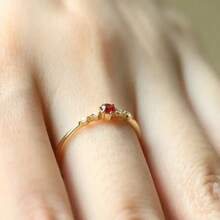 1 anel elegante de cobre rubi da moda para mulheres, uso diário