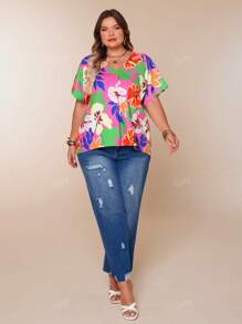 Plus Size Casual Loose Batwing Sleeve Short Sleeve V-Neck Blouse With Vacation Graphic Print, Front Short Back Long