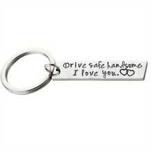 Stainless Steel Key Rings, Engraved With 'Safe Driving, I Love You' Message - Durable, Heart-Shaped Symbol Design - Perfect Gift For Couples, Weddings, Anniversaries, And Romantic Occasions, Cute Keychain