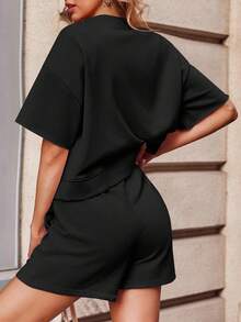 Fisoew Women's 2 Piece Outfits - High Waist Casual Tracksuit Set, Oversized Cropped Sweatshirt & Running Shorts, Summer Y2K Streetwear, Fashion Matching Lounge Set - 黑色 - 查看 7