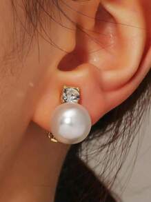 2 piezas Pendientes de clip con perlas falsas y rhinestones, de estilo vintage, elegantes y clásicos para mujeres, adecuados para bodas y eventos formales