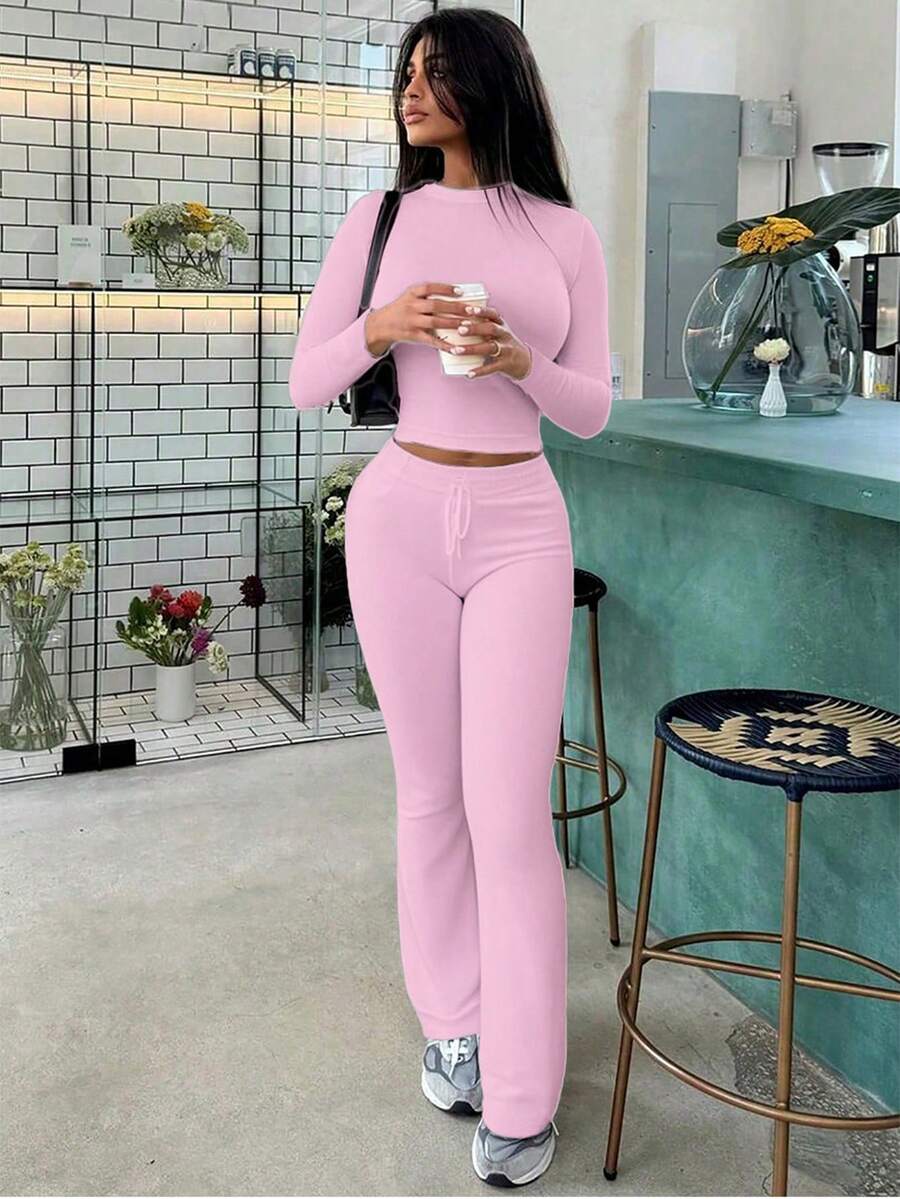 女士时尚短款长袖上衣搭配修身喇叭裤运动套装，春夏款 - 淺粉色 - 查看 1