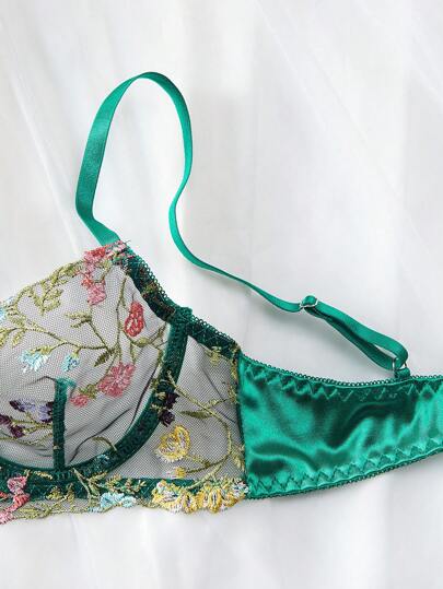 Women Groen Bloemen Geborduurde Mesh Verleidelijke Lingerie Set Includes Sensual Thong, Intimate Valentine, Ultrathin BH view 6